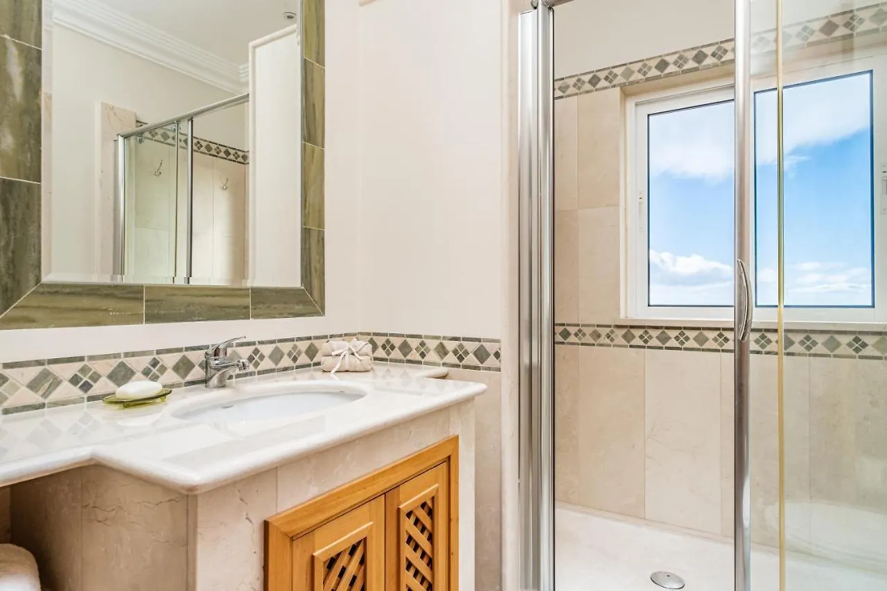 Villa Sea Renity - Palheiro Village By Alma Holiday Rentals Funchal  0*, Funchal (Madeira) Portugal