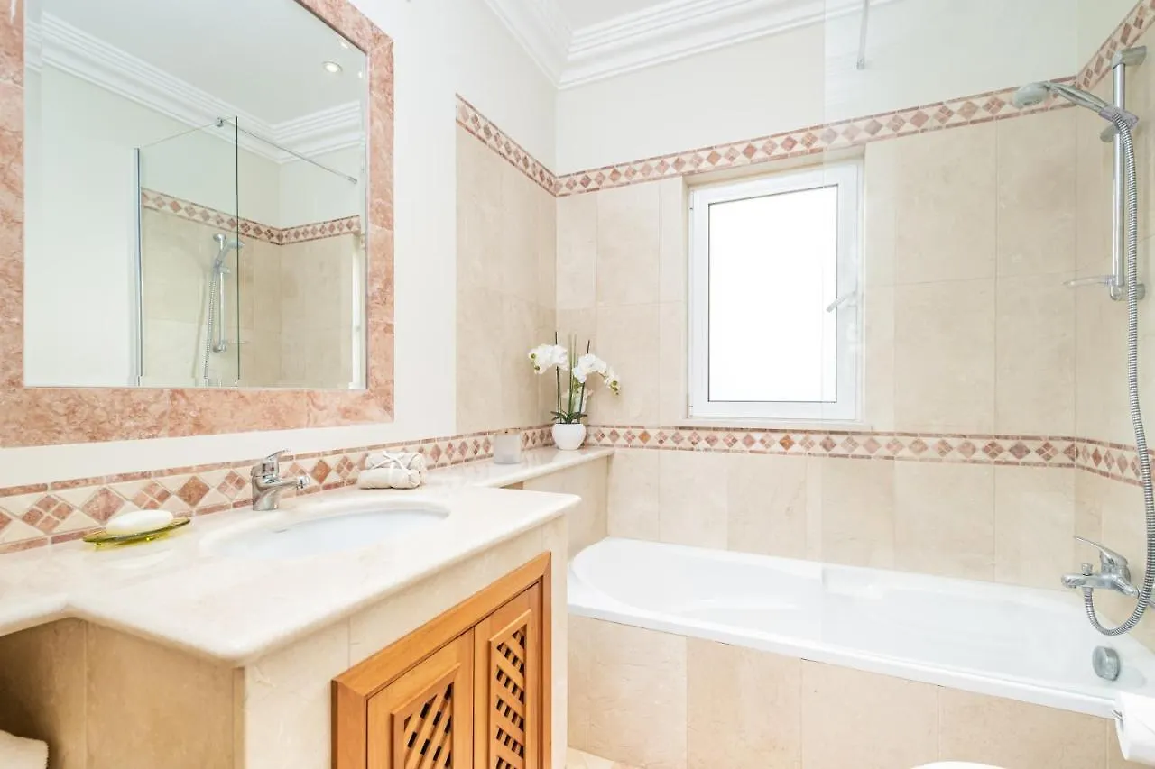 Villa Sea Renity - Palheiro Village By Alma Holiday Rentals Funchal